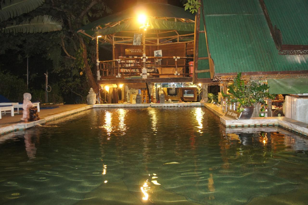 Tropical Garden Bungalow Phi Phi Don Exterior photo